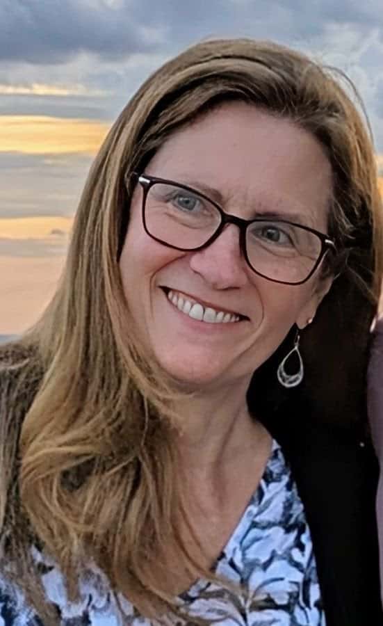 Karen Brooks-Wells