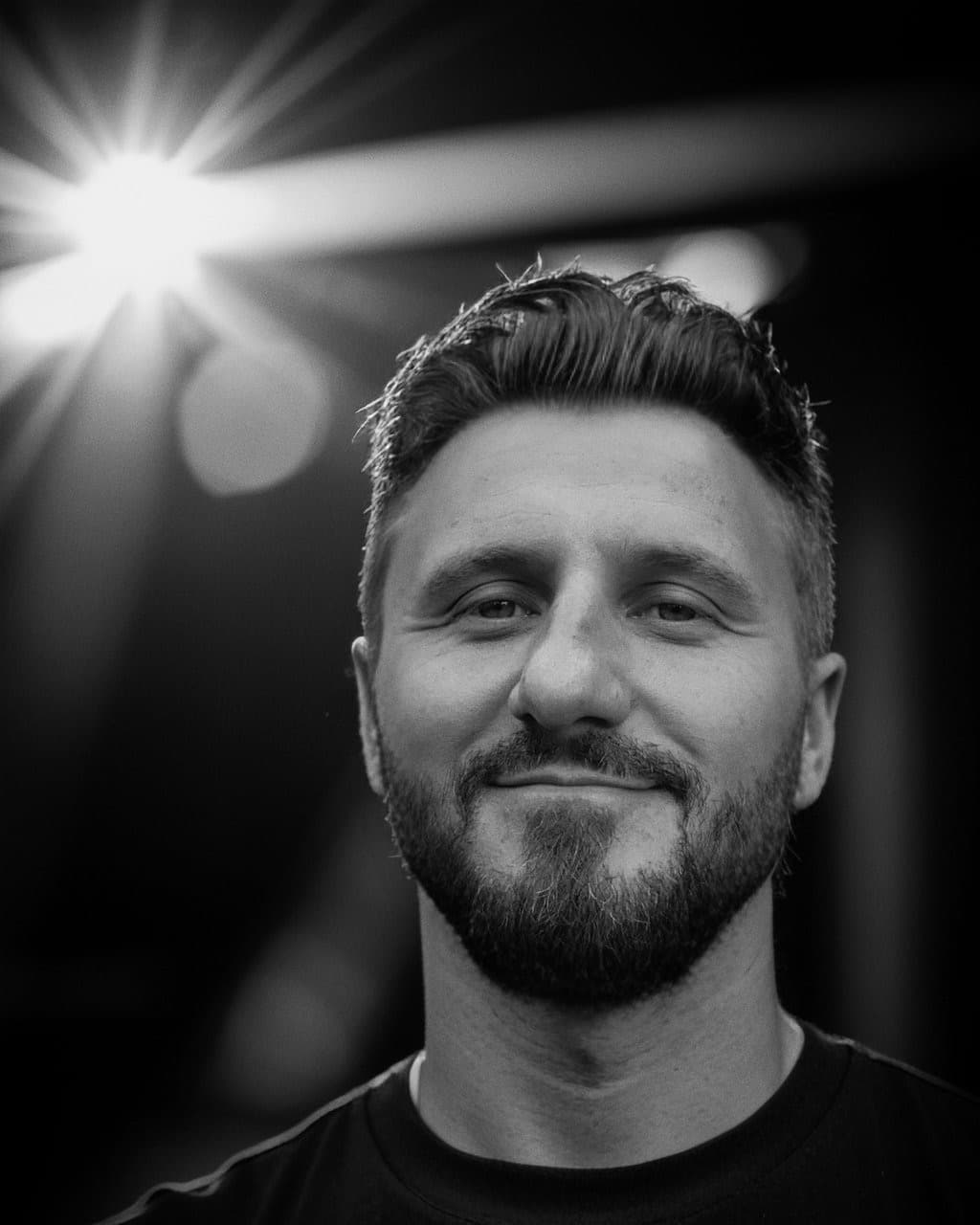 Dennis Boboc – MiindTiime.com