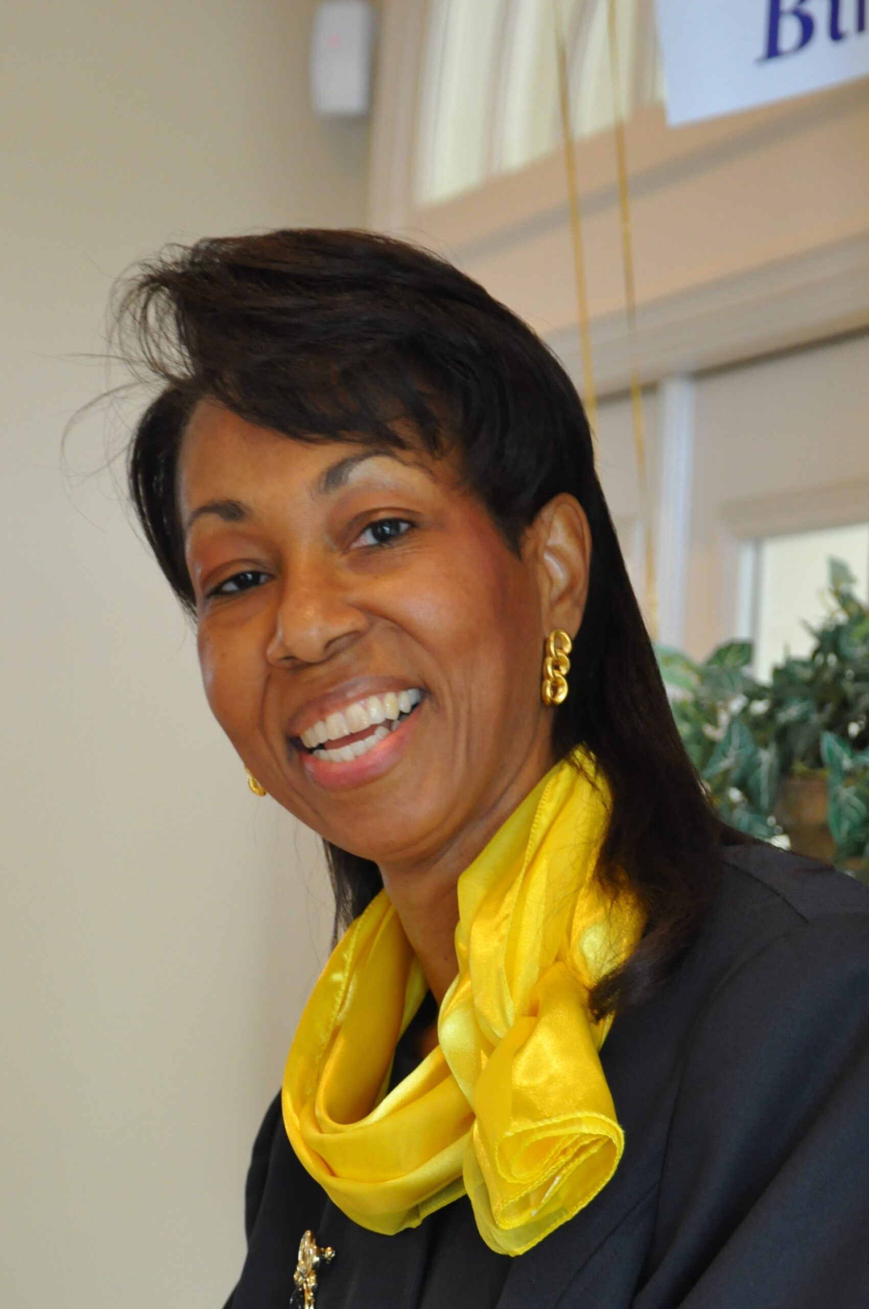 Dr. Iris Barrett